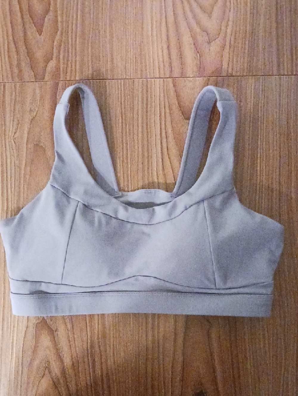 Women's Light Gray Seamless Sports Bra - Supportive Everyday Comfort
